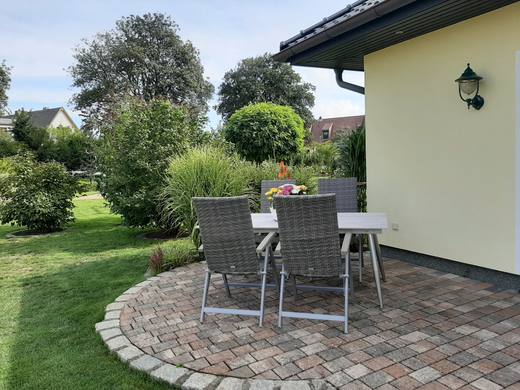 Terrasse mit Sitzgruppe